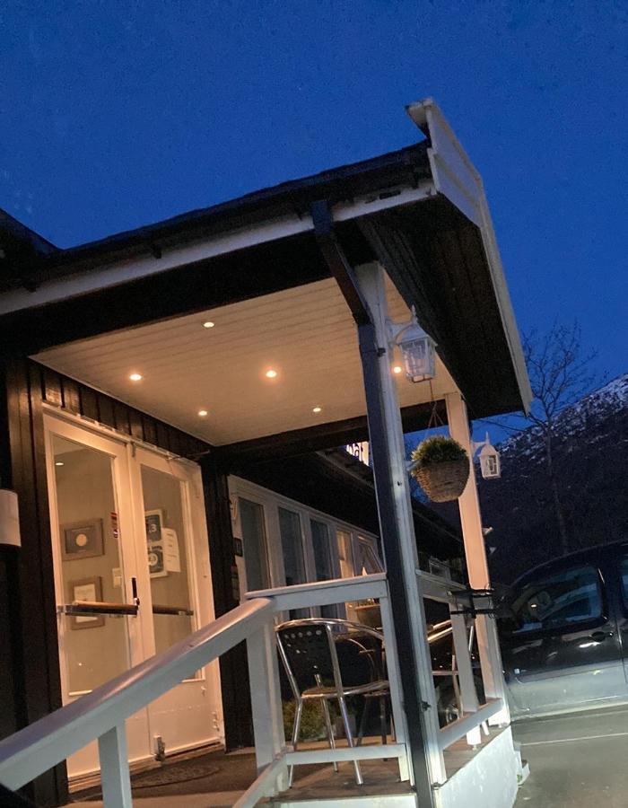 Forde Pensjonat Buitenkant foto